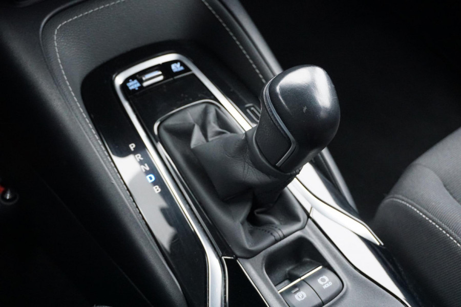 Suzuki Swace 1.8 Hybrid Style + DODEHOEK / STUURVERWARMING / VOORRUITVERWARMING