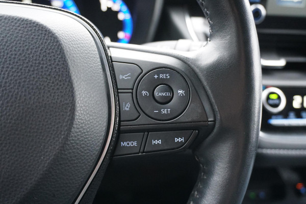 Suzuki Swace 1.8 Hybrid Style + DODEHOEK / STUURVERWARMING / VOORRUITVERWARMING