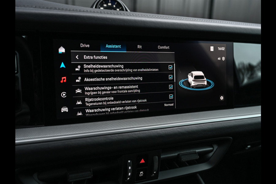 Porsche Cayenne 3.0 E-Hybrid · Sport chrono · Panorama dak · Adaptive cruise · 360 Camera · Keyless · Luchtvering · Bose sound · Memory seats ·