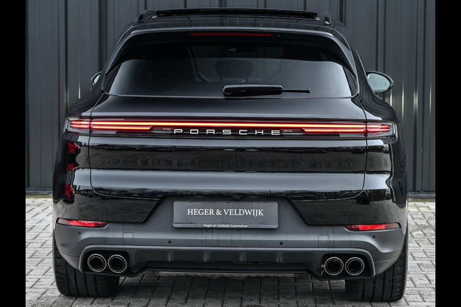 Porsche Cayenne 3.0 E-Hybrid · Sport chrono · Panorama dak · Adaptive cruise · 360 Camera · Keyless · Luchtvering · Bose sound · Memory seats ·