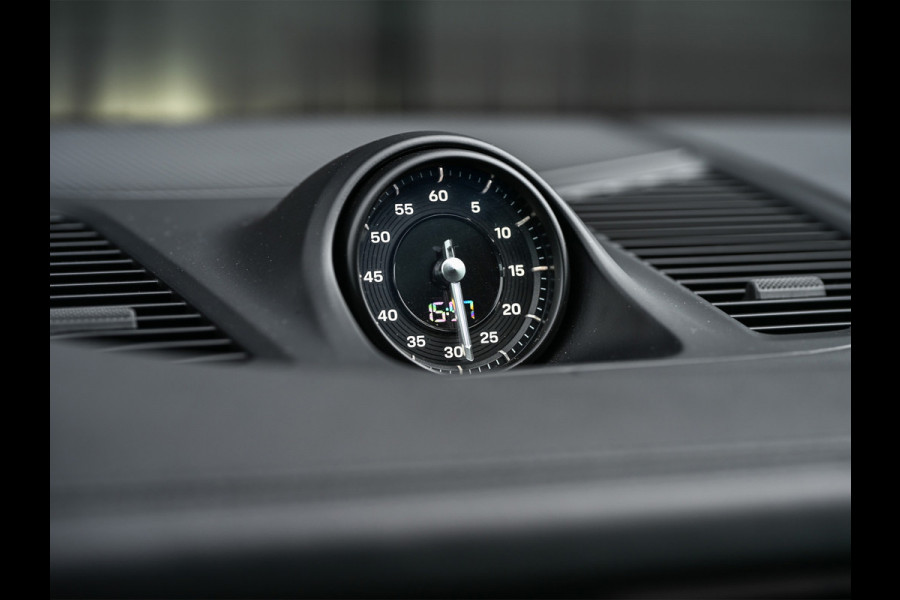 Porsche Cayenne 3.0 E-Hybrid · Sport chrono · Panorama dak · Adaptive cruise · 360 Camera · Keyless · Luchtvering · Bose sound · Memory seats ·