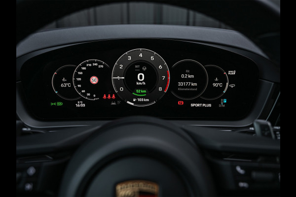 Porsche Cayenne 3.0 E-Hybrid · Sport chrono · Panorama dak · Adaptive cruise · 360 Camera · Keyless · Luchtvering · Bose sound · Memory seats ·