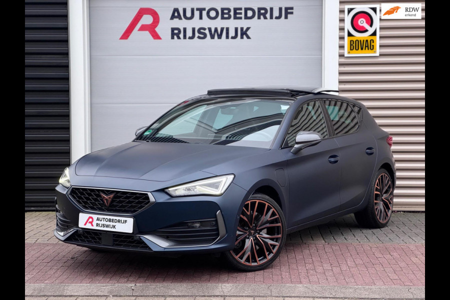 CUPRA Leon 1.4 e-Hybrid VZ Copper Edition Pano/Keyless/Matrix