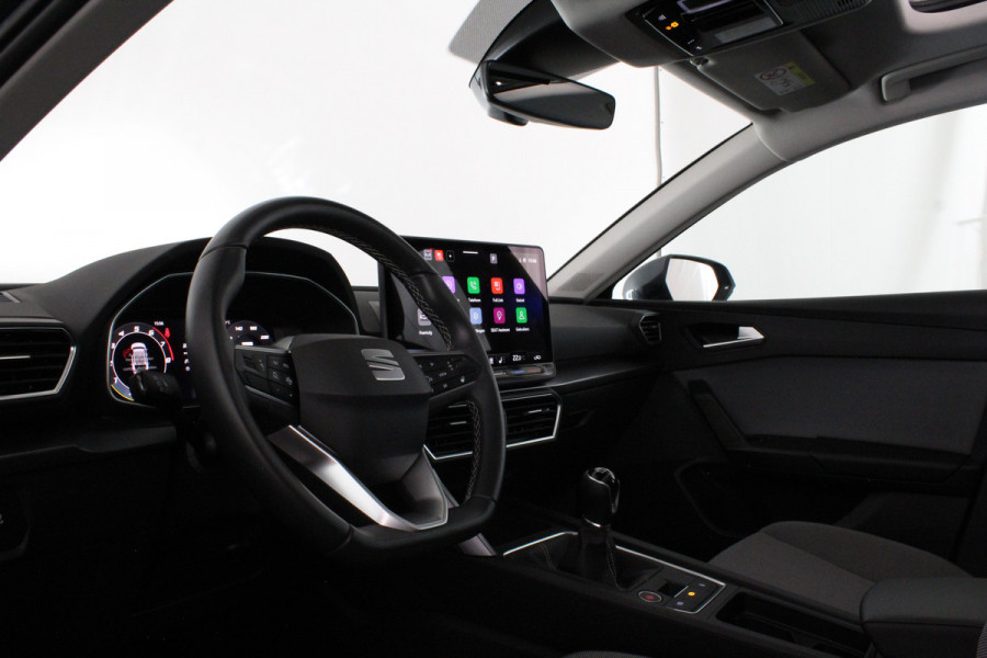 Seat Leon Sportstourer 1.5 TSI Style Business Panorama schuifdak/Stoelverwarming/Camera/Getint glas