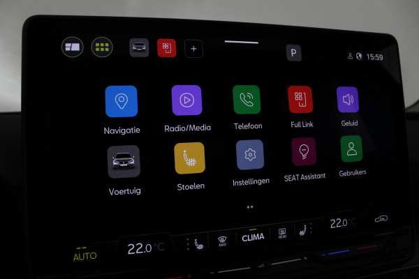 Seat Leon Sportstourer 1.5 TSI Style Business Panorama schuifdak/Stoelverwarming/Camera/Getint glas