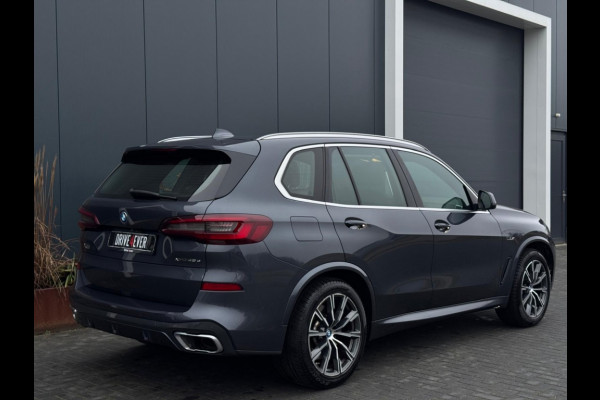 BMW X5 xDrive45e M PACK PANO NAVI CAMERA LED LEDER SPORTVELGEN