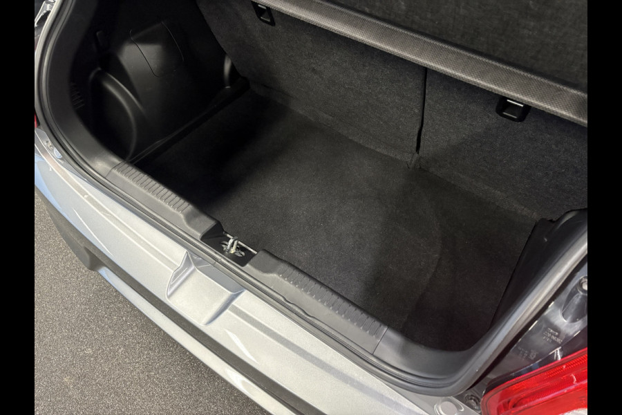 Suzuki Swift 1.2 90pk Select 5-drs. CAMERA/CARPLAY/AIRCO/LED/STOELVERW./16INCH