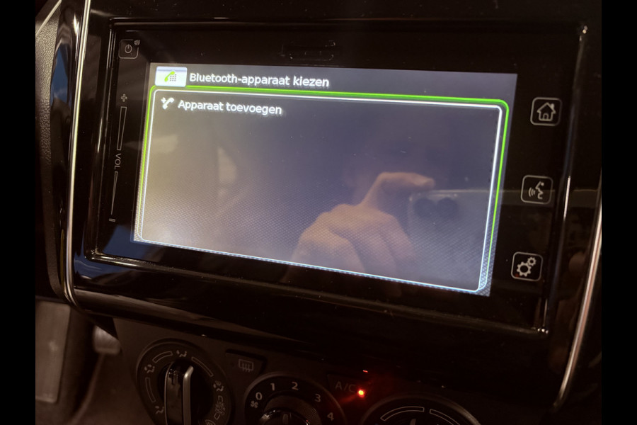 Suzuki Swift 1.2 90pk Select 5-drs. CAMERA/CARPLAY/AIRCO/LED/STOELVERW./16INCH