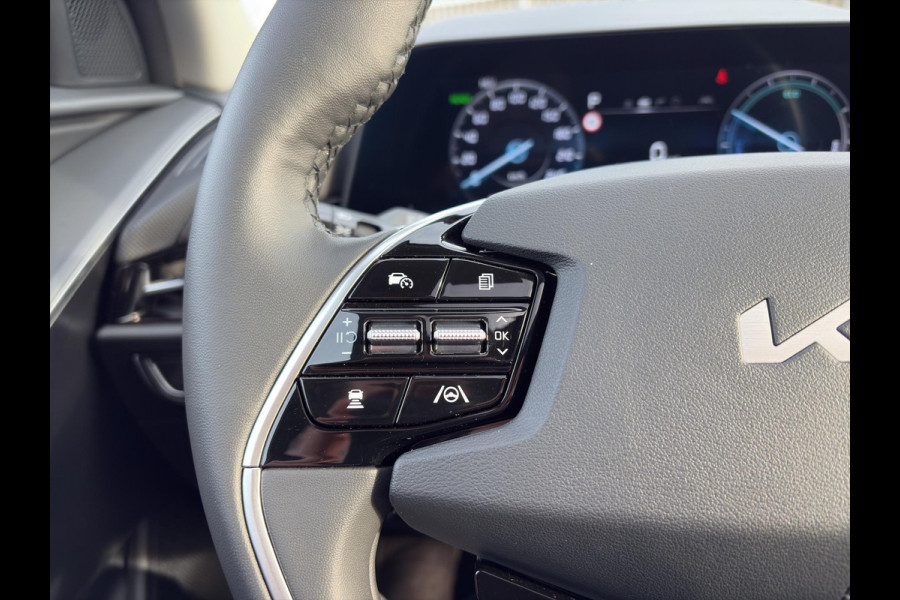 Kia Niro 1.6 GDi Hybrid ExecutiveLine Automaat | Elektrische Geheugenstoelen | Leder | Camera | Cruise | Sensoren | Stoelverwaming & Verkoeling | Apple Carplay & Android Auto |