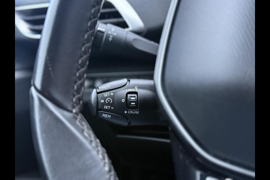 Peugeot 3008 1.2 PureTech Allure 2e Eigenaar|Navi|Camera|Carplay|Clima|Cruise|D-riem v.v. in 2025|APK bij Aflevering