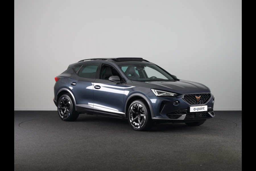 CUPRA Formentor 1.4 TSI e-Hybrid VZ Performance Limited 245 pk Automaat (DSG) | Verlengde garantie | Navigatie | Panoramadak | Parkeersensoren (Park assist) | Achteruitrijcamera | Stoelverwarming |