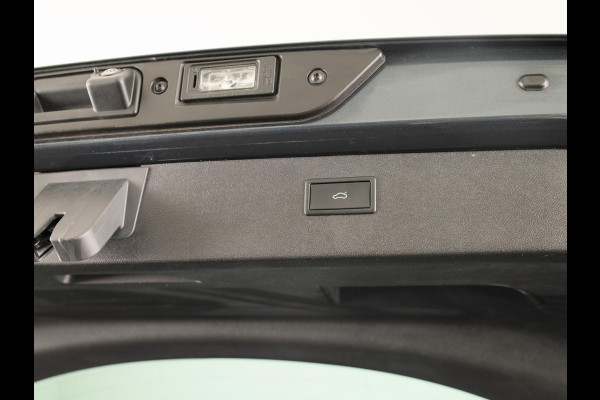 CUPRA Formentor 1.4 TSI e-Hybrid VZ Performance Limited 245 pk Automaat (DSG) | Verlengde garantie | Navigatie | Panoramadak | Parkeersensoren (Park assist) | Achteruitrijcamera | Stoelverwarming |