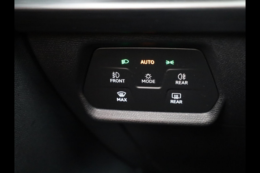 CUPRA Formentor 1.4 TSI e-Hybrid VZ Performance Limited 245 pk Automaat (DSG) | Verlengde garantie | Navigatie | Panoramadak | Parkeersensoren (Park assist) | Achteruitrijcamera | Stoelverwarming |