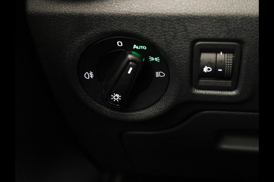 Škoda Fabia 1.0 TSI Ambition 95 pk | Verlengde garantie | Navigatie via App | Parkeersensoren achter | Cruise control | LED koplampen |