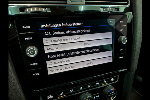 Volkswagen Golf 2.0 TSI 4Motion R Dynaudio|Keyless|Pano|Camera|Maxton