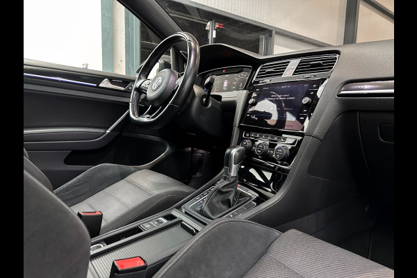 Volkswagen Golf 2.0 TSI 4Motion R Dynaudio|Keyless|Pano|Camera|Maxton