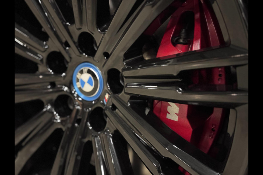 BMW 3 Serie Touring 330e M-SPORT | CARBON | LASERLIGHT | VEEL OPTIES!