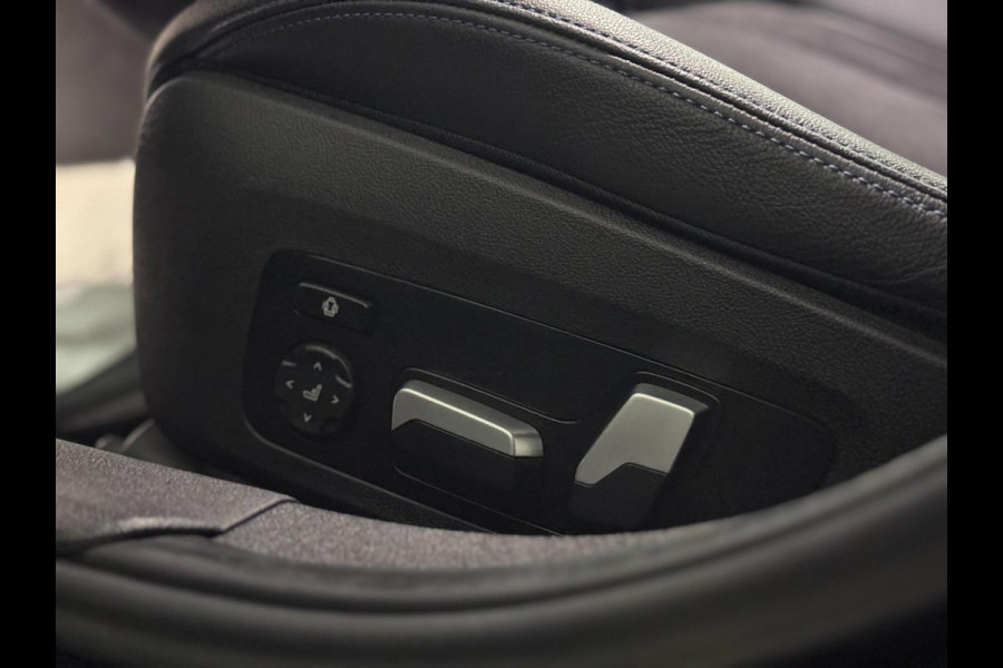 BMW 3 Serie Touring 330e M-SPORT | CARBON | LASERLIGHT | VEEL OPTIES!