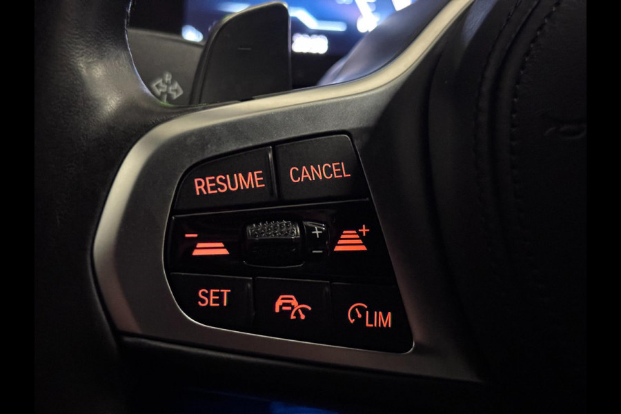 BMW 3 Serie Touring 330e M-SPORT | CARBON | LASERLIGHT | VEEL OPTIES!