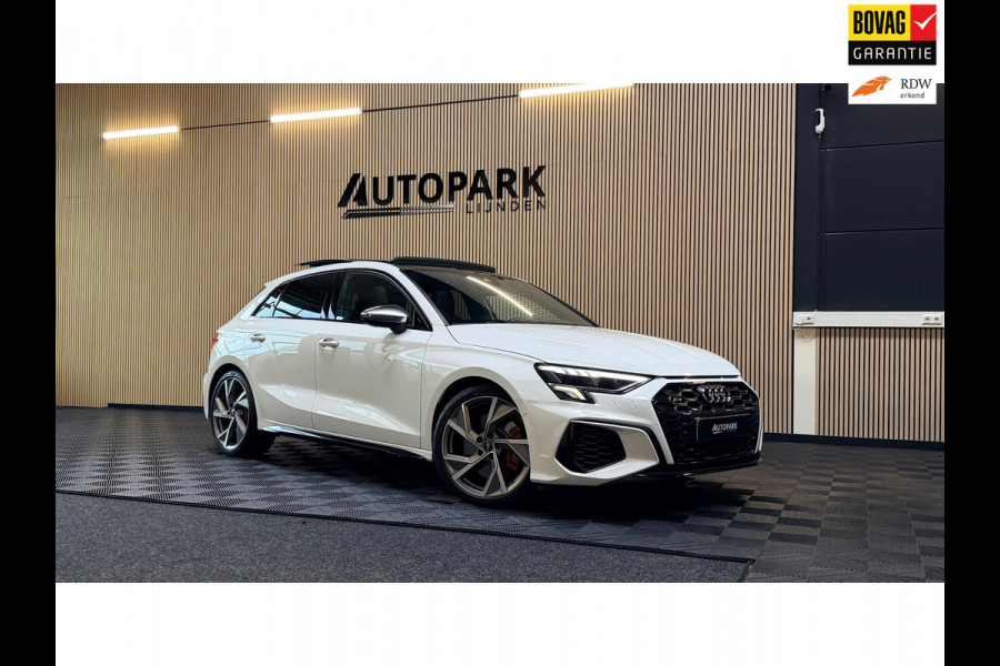 Audi S3 Sportback 2.0 TFSI S3 quattro Edition One Panoramadak/Sfeerverlichting/Carplay/ACC/Stoelverwarming/Dealeronderhouden/310PK
