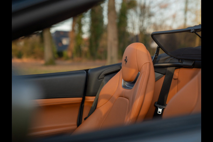Ferrari Portofino 3.9 V8 HELE | Historical color | JBL | Camera v+a | Carbon exterieur | Orig. NL | CarPlay