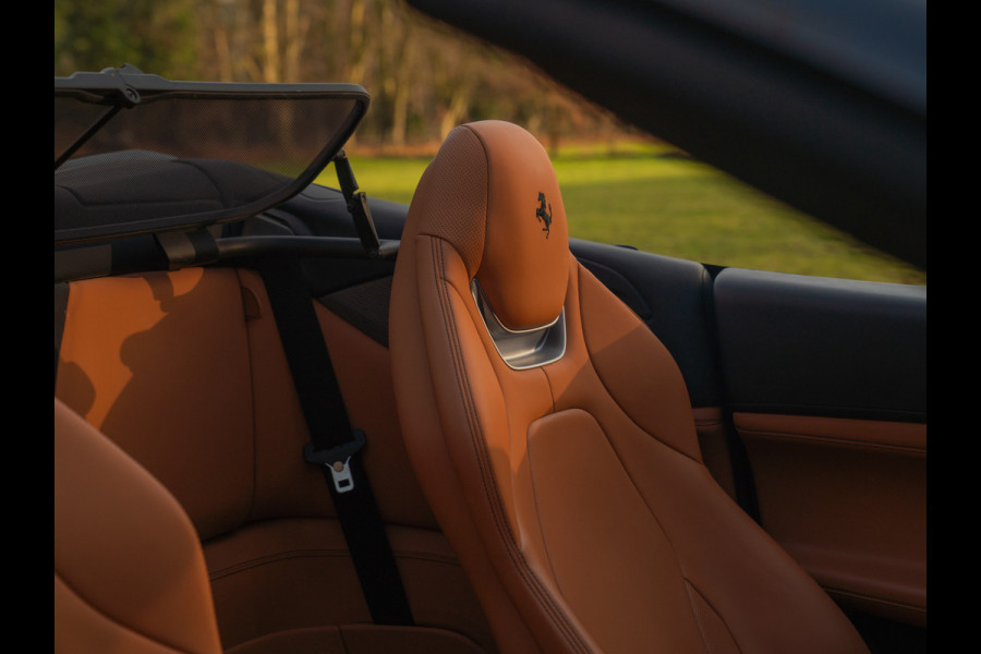 Ferrari Portofino 3.9 V8 HELE | Historical color | JBL | Camera v+a | Carbon exterieur | Orig. NL | CarPlay