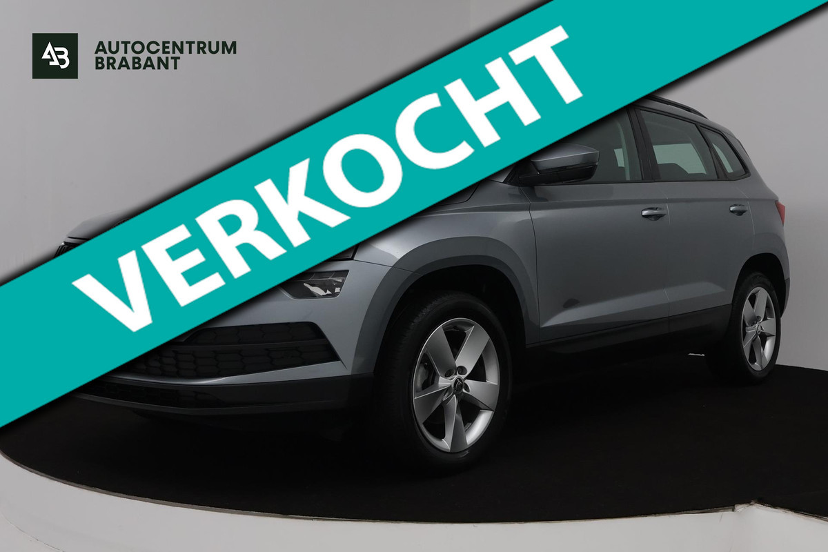 Škoda Karoq 1.0 TSI Ambition Business (PANORAMADAK, TREKHAAK, NAVIGATIE CARPLAY, AUTOMAAT)