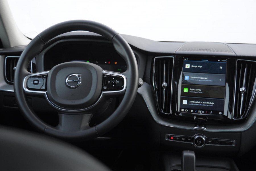 Volvo XC60 T6 350PK Automaat Plug-in hybrid AWD Ultra Bright Head-up display/ Harman Kardon audio/ BLIS/ Elektrischbedienbare stoelen met geheugen/ Moritz Leder/ Panoramadak/ Adaptive cruise control/ Pilot assist/ Apple Carplay/ Android auto/