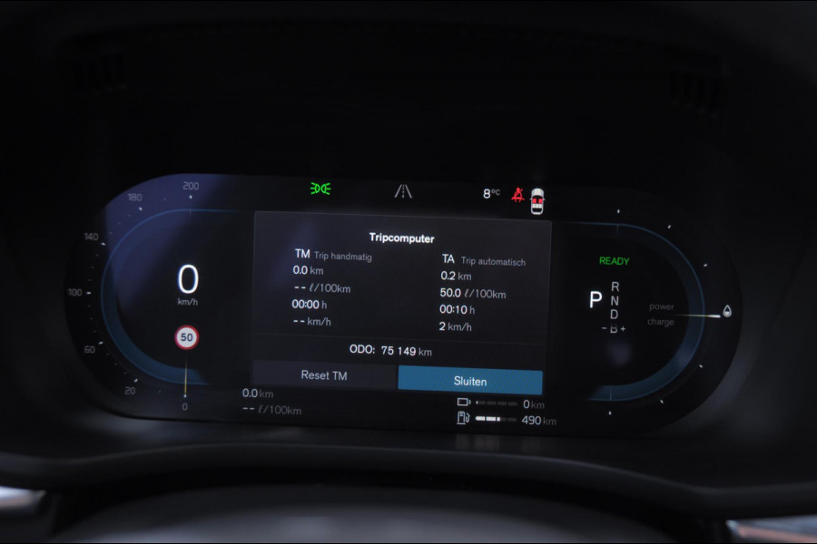 Volvo XC60 T6 350PK Automaat Plug-in hybrid AWD Ultra Bright Head-up display/ Harman Kardon audio/ BLIS/ Elektrischbedienbare stoelen met geheugen/ Moritz Leder/ Panoramadak/ Adaptive cruise control/ Pilot assist/ Apple Carplay/ Android auto/