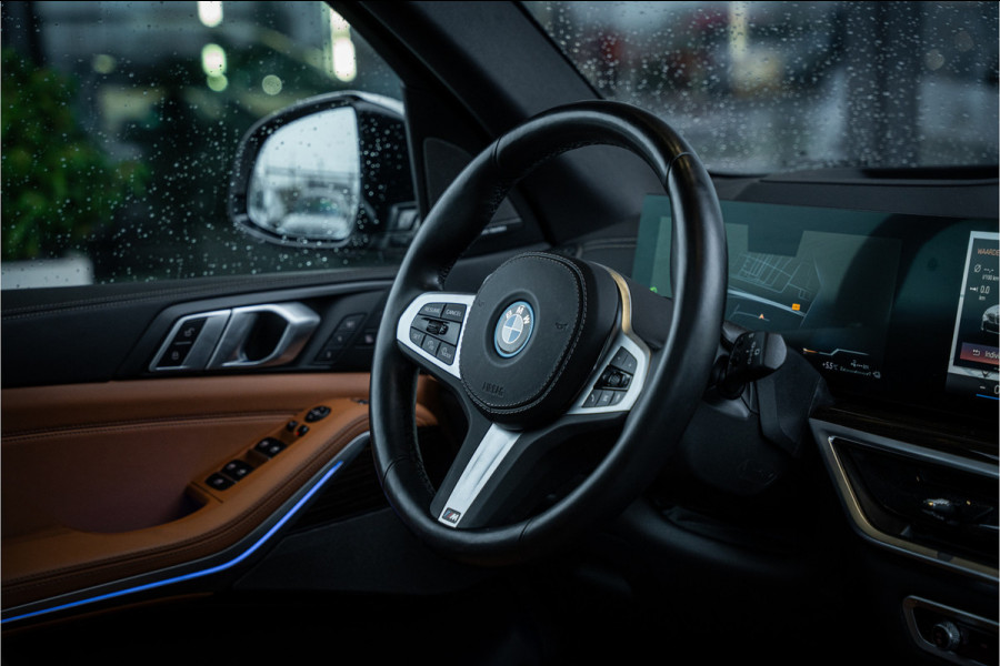 BMW X5 xDrive50e - Panorama | Luchtvering | H&K | Elek. Trekhaak | Memory