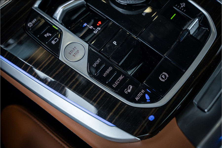 BMW X5 xDrive50e - Panorama | Luchtvering | H&K | Elek. Trekhaak | Memory