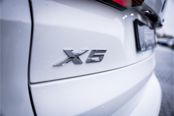 BMW X5 xDrive50e - Panorama | Luchtvering | H&K | Elek. Trekhaak | Memory