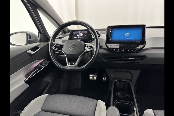 Volkswagen ID.3 First Max 58 kWh [ 3-Fase-11kW ] {SOH-92%} (INCL-BTW) *PANO | HEAD-UP | ADAPTIVE-CRUISE | FULL-LED | BLINDSPOT | CAMERA | KEYLESS | MICROFIBRE | AMBIENTLIGHT | NAVI-FULLMAP | DAB+ | ECC | HEATED-SPORTSEATS | DIGI-COCKPIT | 20"ALU*