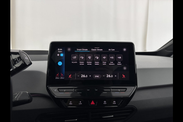 Volkswagen ID.3 First Max 58 kWh [ 3-Fase-11kW ] {SOH-92%} (INCL-BTW) *PANO | HEAD-UP | ADAPTIVE-CRUISE | FULL-LED | BLINDSPOT | CAMERA | KEYLESS | MICROFIBRE | AMBIENTLIGHT | NAVI-FULLMAP | DAB+ | ECC | HEATED-SPORTSEATS | DIGI-COCKPIT | 20"ALU*