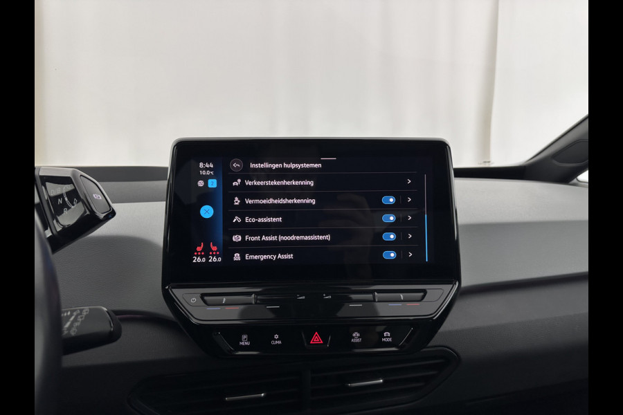 Volkswagen ID.3 First Max 58 kWh [ 3-Fase-11kW ] {SOH-92%} (INCL-BTW) *PANO | HEAD-UP | ADAPTIVE-CRUISE | FULL-LED | BLINDSPOT | CAMERA | KEYLESS | MICROFIBRE | AMBIENTLIGHT | NAVI-FULLMAP | DAB+ | ECC | HEATED-SPORTSEATS | DIGI-COCKPIT | 20"ALU*