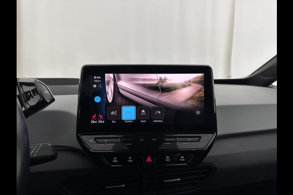 Volkswagen ID.3 First Max 58 kWh [ 3-Fase-11kW ] {SOH-92%} (INCL-BTW) *PANO | HEAD-UP | ADAPTIVE-CRUISE | FULL-LED | BLINDSPOT | CAMERA | KEYLESS | MICROFIBRE | AMBIENTLIGHT | NAVI-FULLMAP | DAB+ | ECC | HEATED-SPORTSEATS | DIGI-COCKPIT | 20"ALU*