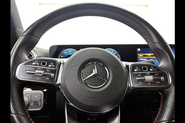 Mercedes-Benz CLA-Klasse Shooting Brake 250 e Business Solution AMG Limited 5 spaks lichtmetalen velgen | MBUX wide screen | Navigatie | Parking support met camera | Inclusief 24 maanden MB Certified garantie voor Europa.