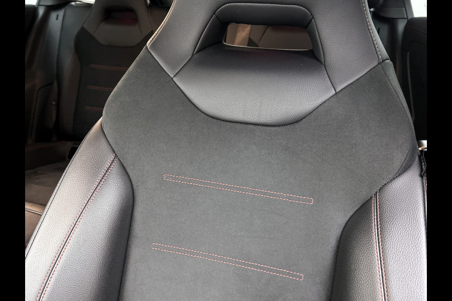 Mercedes-Benz CLA-Klasse Shooting Brake 250 e Business Solution AMG Limited 5 spaks lichtmetalen velgen | MBUX wide screen | Navigatie | Parking support met camera | Inclusief 24 maanden MB Certified garantie voor Europa.