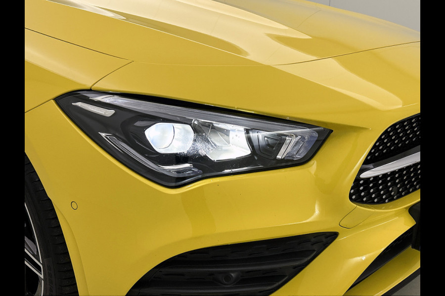 Mercedes-Benz CLA-Klasse Shooting Brake 250 e Business Solution AMG Limited 5 spaks lichtmetalen velgen | MBUX wide screen | Navigatie | Parking support met camera | Inclusief 24 maanden MB Certified garantie voor Europa.