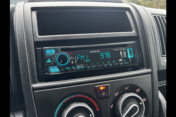 Opel Movano 2.2 CDTi 141 PK / BAKWAGEN+KLEP / 1.050 KG LAADVERMOGEN / 1e EIG. / DHOLLANDIA LAADKLEP / AIRCO / CRUISE