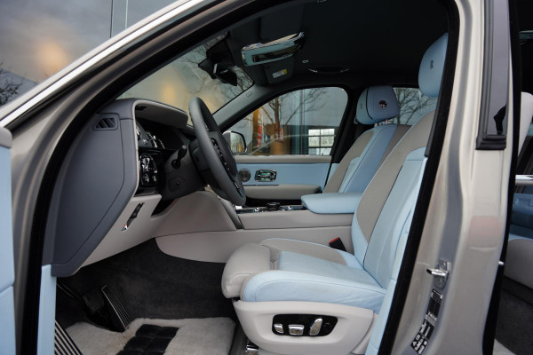 Rolls-Royce Cullinan 6.75 V12 / Bespoke Audio / Starlight / Twin-Coachline