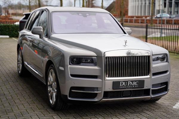 Rolls-Royce Cullinan 6.75 V12 / Bespoke Audio / Starlight / Twin-Coachline