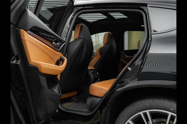 BMW X4 xDrive20d M-Sport - Standkachel - Pano - M-Zetels - Memory - Trekhaak - Head-up