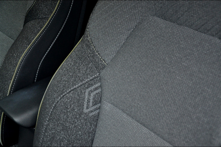 Renault Captur 1.6 E-Tech full hybrid 145 Techno | Pack Winter | Navi | Camera