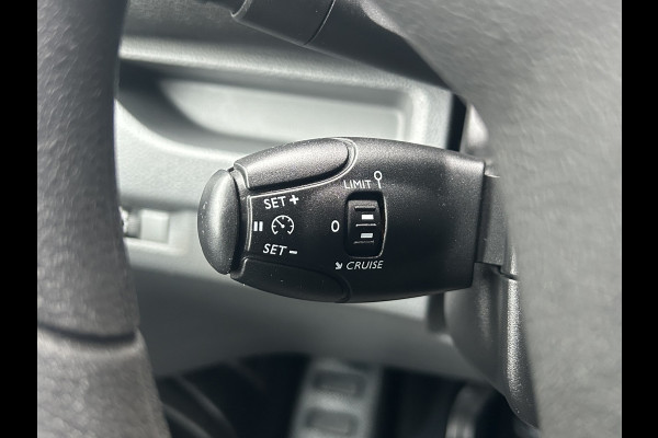 Peugeot Expert 2.0 BlueHDI 123 PK / 1e EIG. / L2H1 / TREKHAAK / DUBBELE CABINE / AIRCO / CRUISE / NAVI / 3-ZITS / CARPLAY
