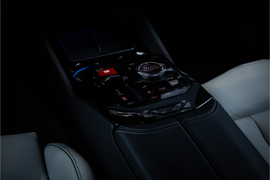 BMW M5 - Keramisch | Carbon | Bowers & Wilkins | Isle of Man Green | Stoelkoeling