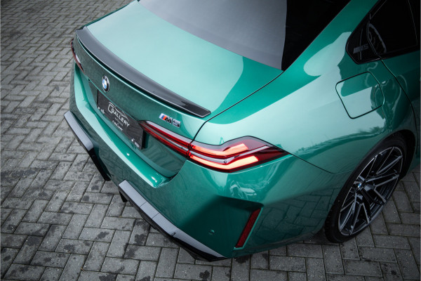 BMW M5 - Keramisch | Carbon | Bowers & Wilkins | Isle of Man Green | Stoelkoeling