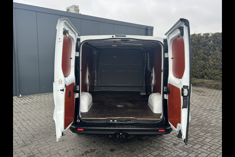 Renault Trafic 1.6 dCi 126 PK / L2H1 / TREKHAAK / AIRCO / CRUISE / NAVI / 3-ZITS / CAMERA / BLUETOOTH