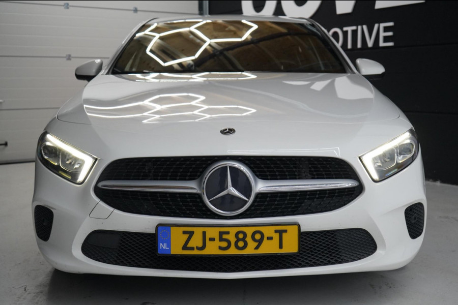 Mercedes-Benz A-Klasse 180 d Launch Edition Premium Plus | AIRCO | CRUISE