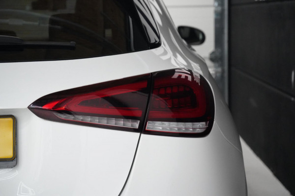 Mercedes-Benz A-Klasse 180 d Launch Edition Premium Plus | AIRCO | CRUISE